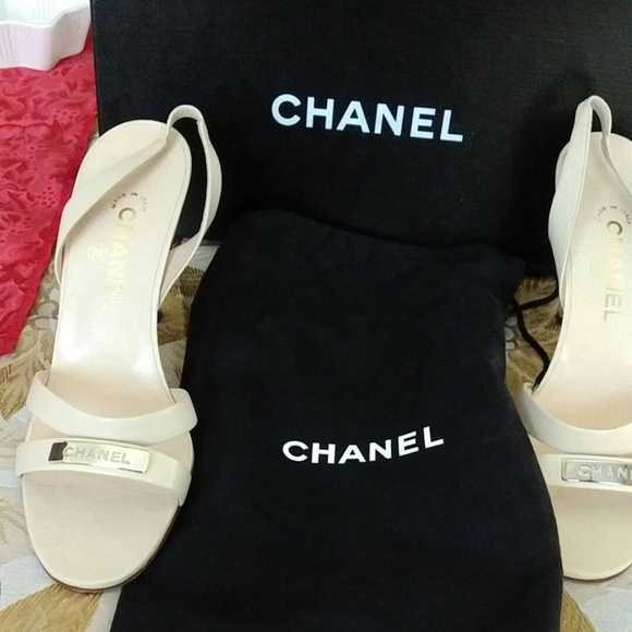 Chanel Beige Sandals (NEW, Never Worn) - Picture 2 of 8
